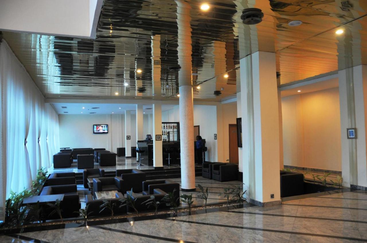 Golden Royale Hotel エヌグ エクステリア 写真