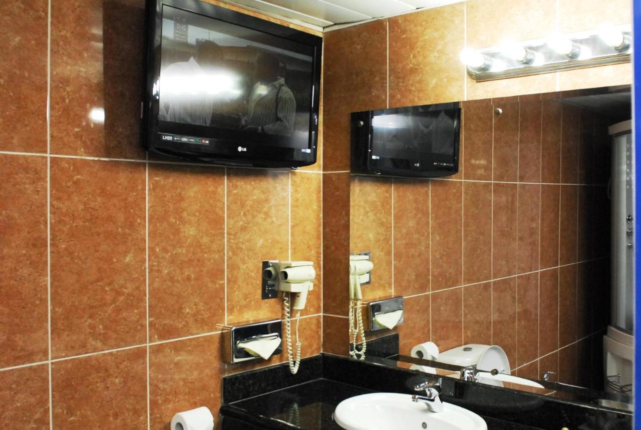 Golden Royale Hotel エヌグ エクステリア 写真
